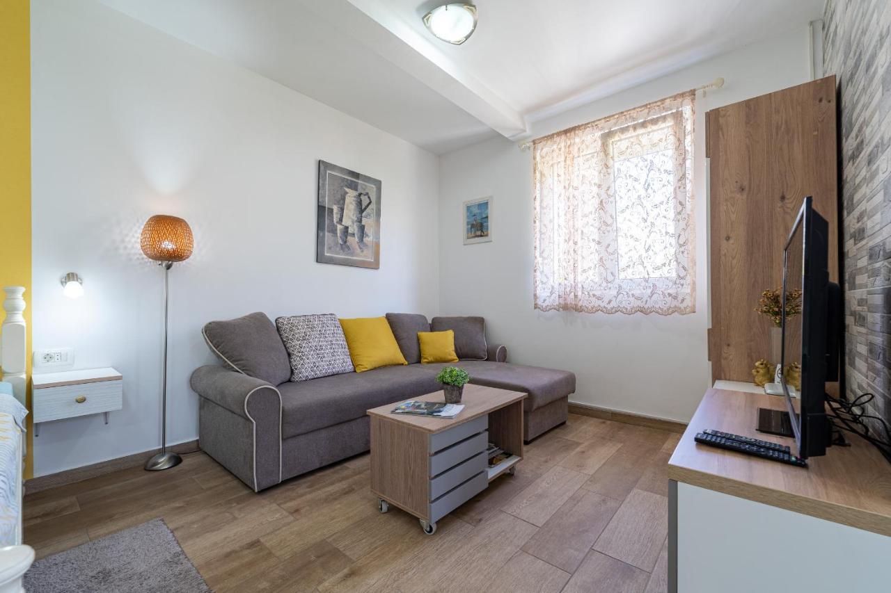 Apartments Gruda Cetinje Eksteriør bilde